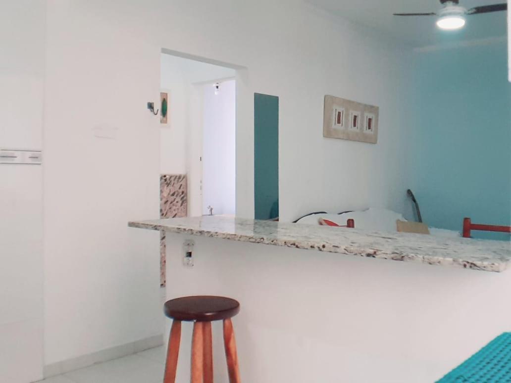 Apartamento Vento E Mar - 2 Quartos Com Sacada Na Quadra Da Praia Do Gonzaga Santos  Extérieur photo