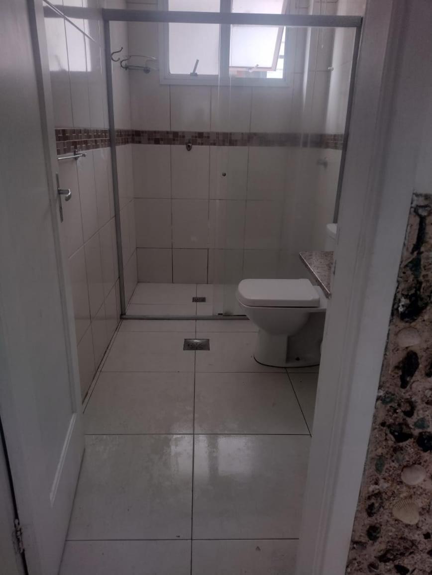 Apartamento Vento E Mar - 2 Quartos Com Sacada Na Quadra Da Praia Do Gonzaga Santos  Extérieur photo